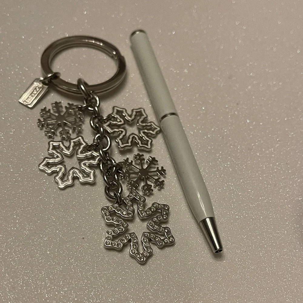 Coach Silver Snowflake Keychain and White Coach Pen - Picture 1 of 8